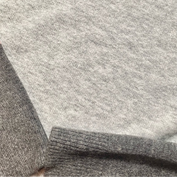 Liz Claiborne Weekend Cozy Grey & Pink Sweater Women’s Large - Picture 3 of 5